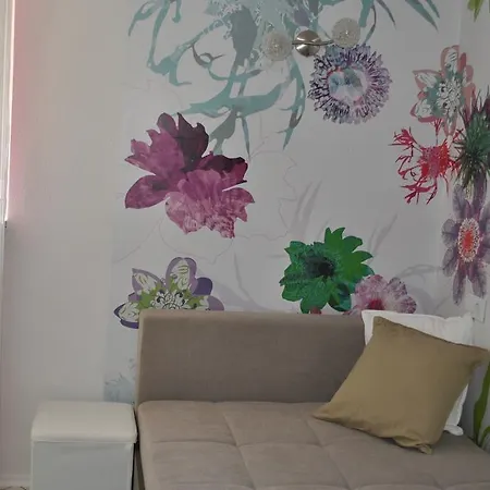 Apartamento I *